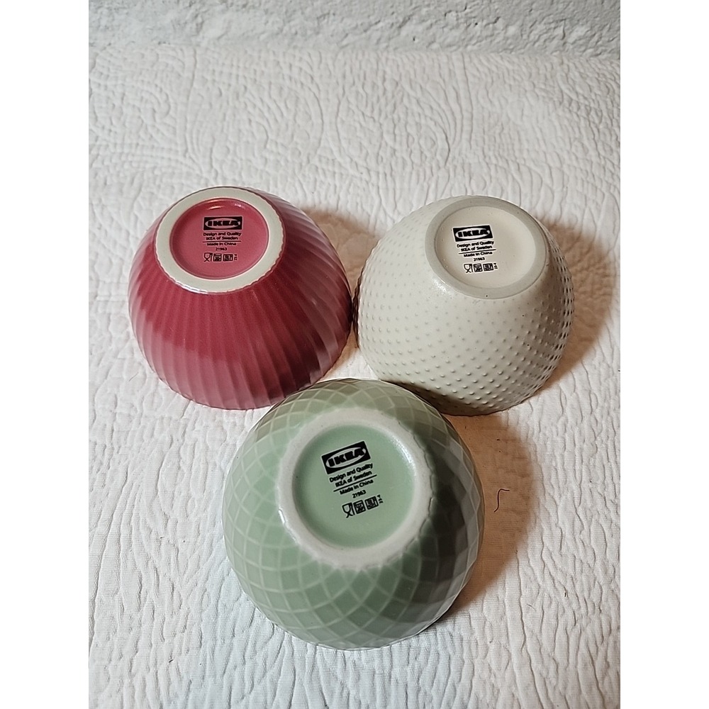 IKEA Set of 3 KEJSERLIG bowls in sage green, white/cream, and pink/coral. - Picture 2 of 5